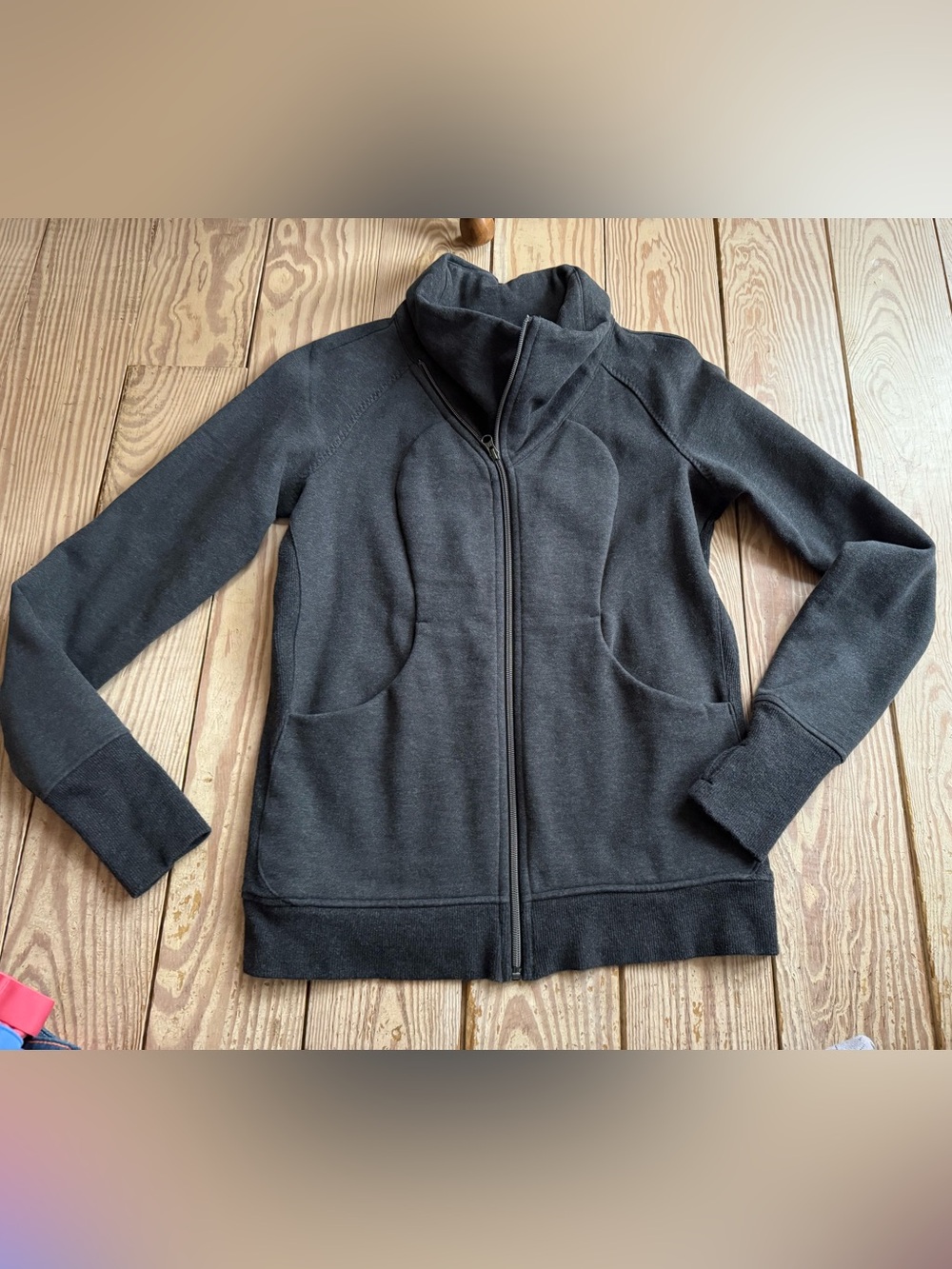 Lululemon Athletica Cozy Cuddle Up Jacket size 10